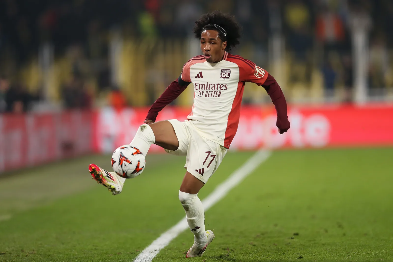 Roma, passi in avanti per Fofana: il Lione abbassa il prezzo. Il Porto vuole Mora al Galatasaray, stop dei Friedkin per Luis Henrique