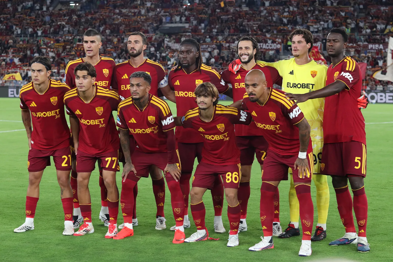 Roma, il Don battezza la Fiorentina: tripletta di Malen, poi Pisilli. Dybala incanta.Mora-Lulli, niente paura