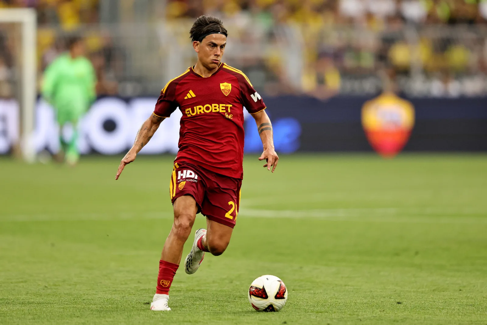 Dybala: "Ho sempre voluto restare a Roma". Malen: "Una fortuna giocare con Paulo"