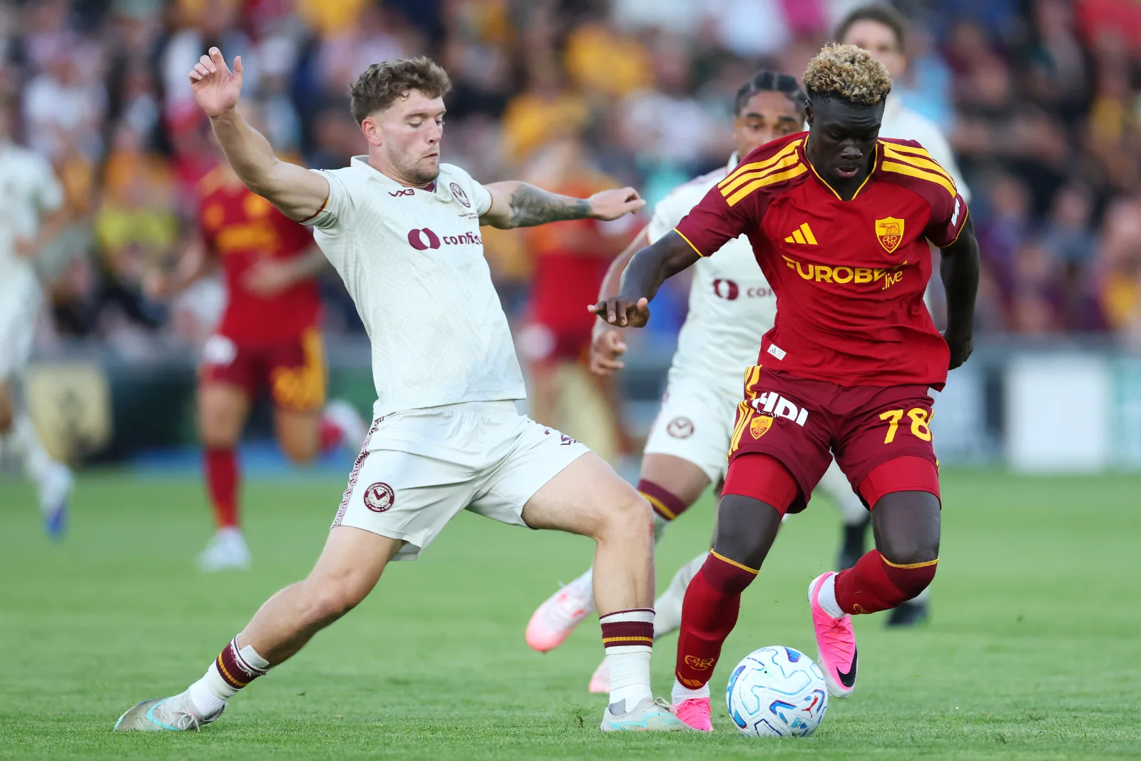 Vaz-Hull City, accordo raggiunto sulla base del prestito oneroso. Partirà in giornata