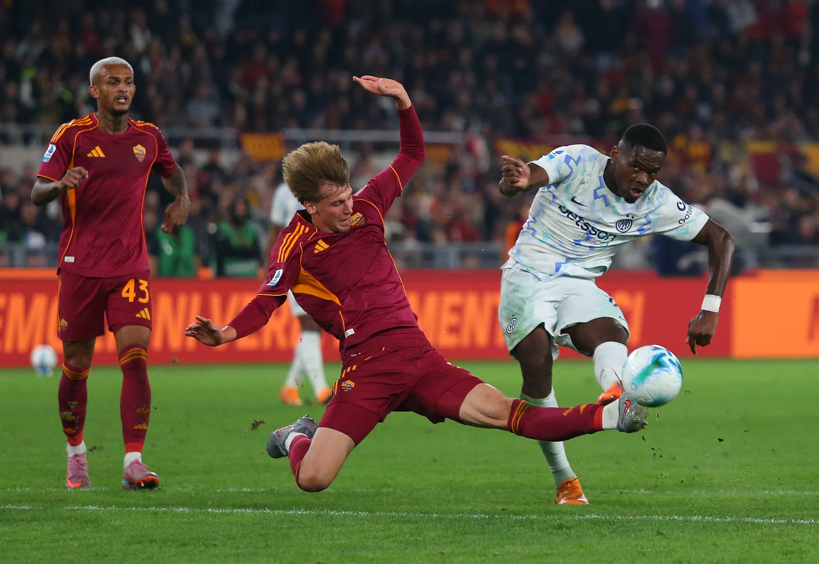 Mercato Roma, Ziolwowski va da Juric: in giornata l’arrivo a Monza 
