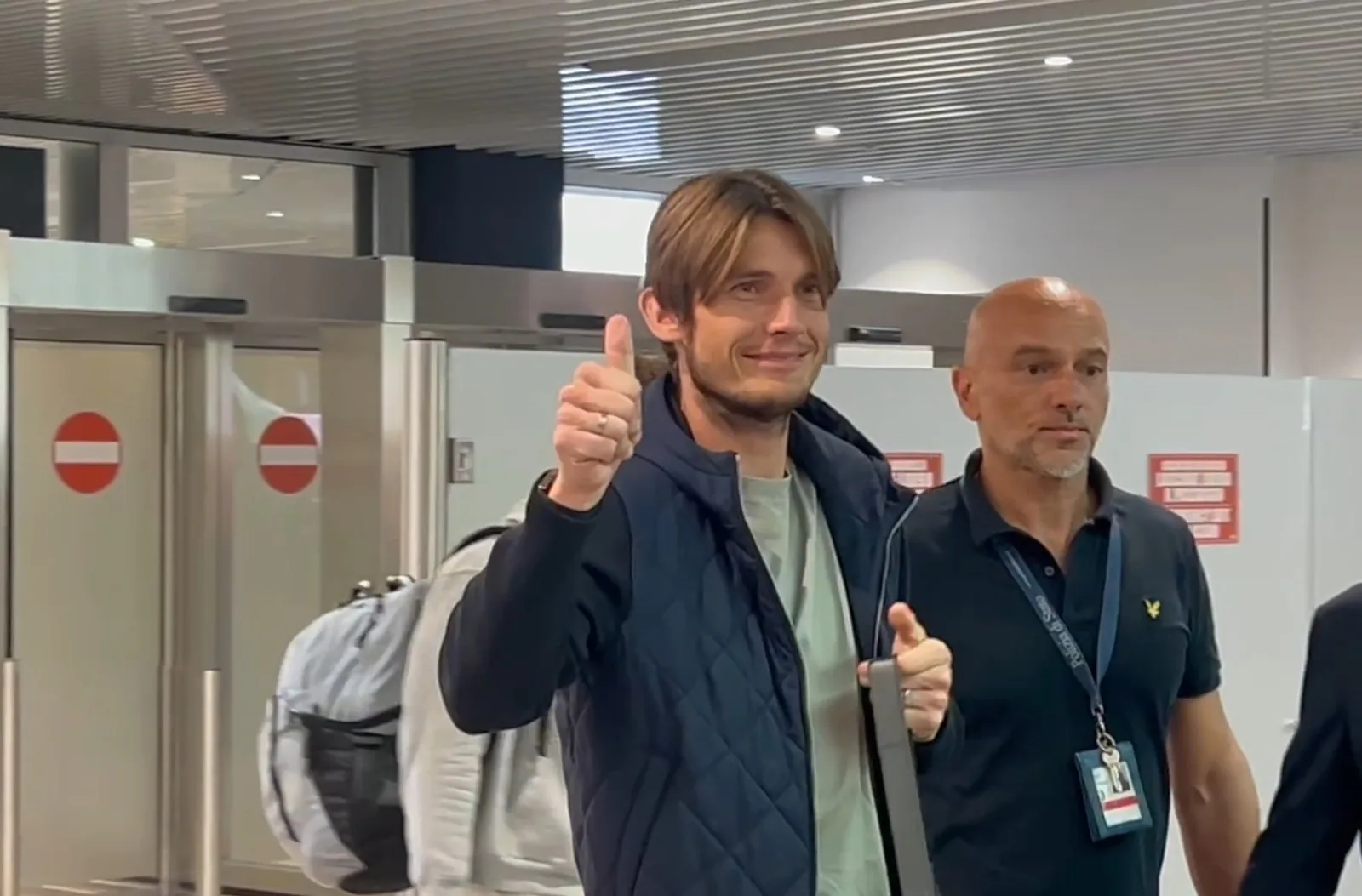 VIDEO - De Roon: "Ho superato il limite facendo il post social contro la Roma. Spero di essere accolto nella maniera giusta"