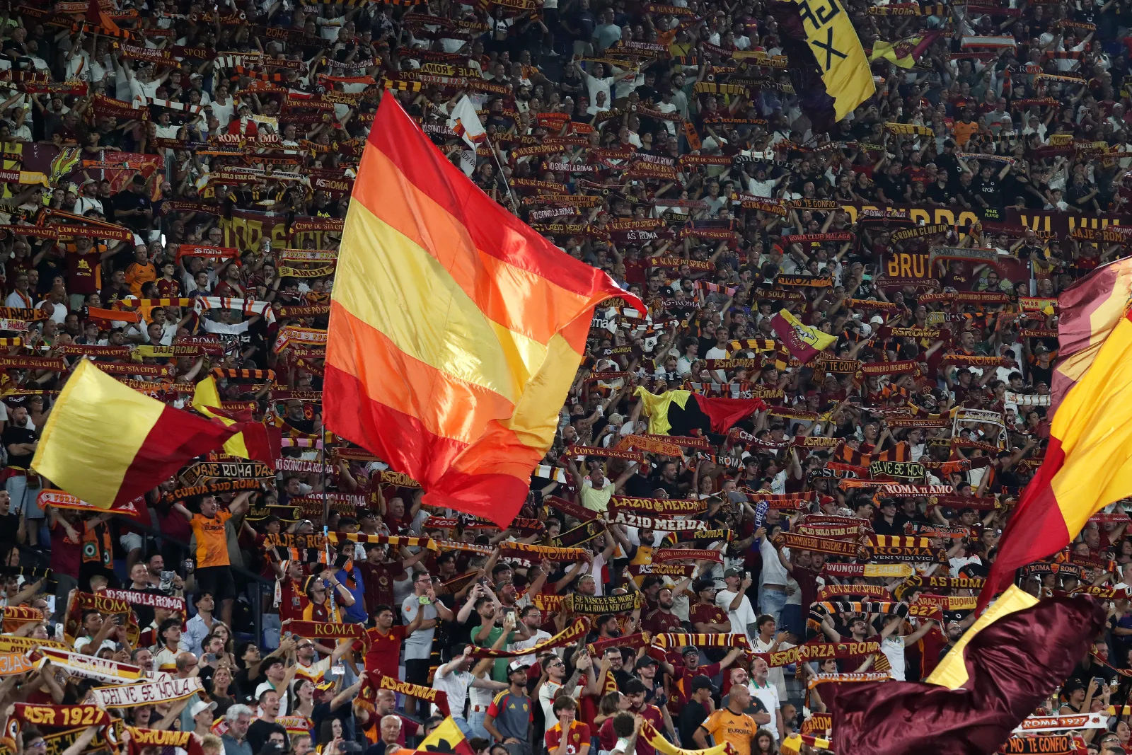 Oltre duemila tifosi al seguito. Stop a Torino, no al ricorso