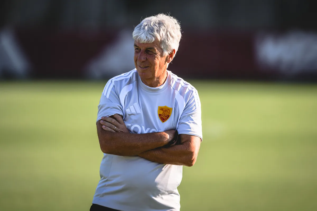 Roma, ripresa martedì a pranzo: il motivo. Gasp: “Piazza esigente, ma il lavoro è apprezzato”. Totti e la 10 a Dybala: il retroscena — La Buonanotte di Ora Roma AS Roma