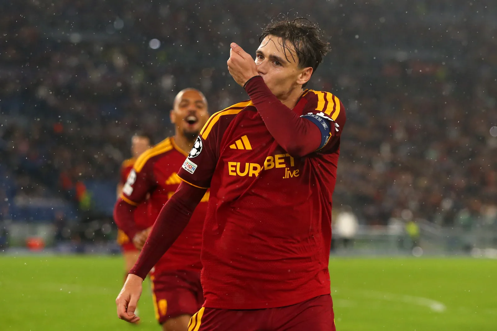 Roma-Slovan, Pisilli: "Un onore ogni singolo minuto con la fascia da capitano"